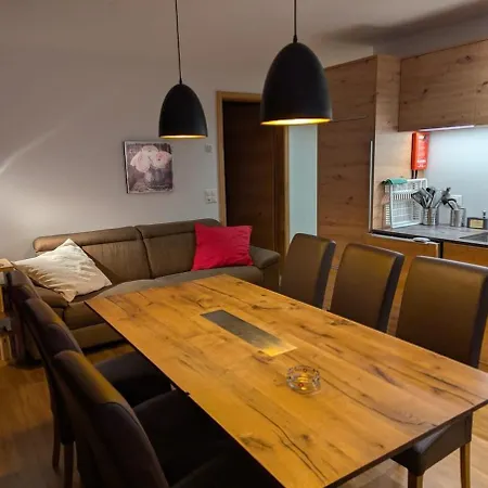 Alpenhof - Whole For Up To 5 People דירה בטמראלפ